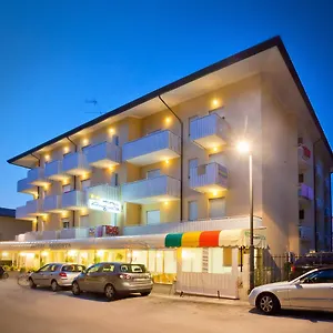hotel-augusta.hotelinveneto.com/